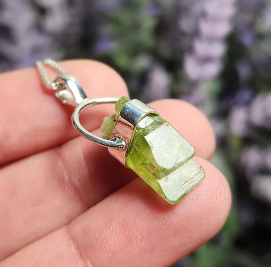 TWIN FLAME Peridot Pendant