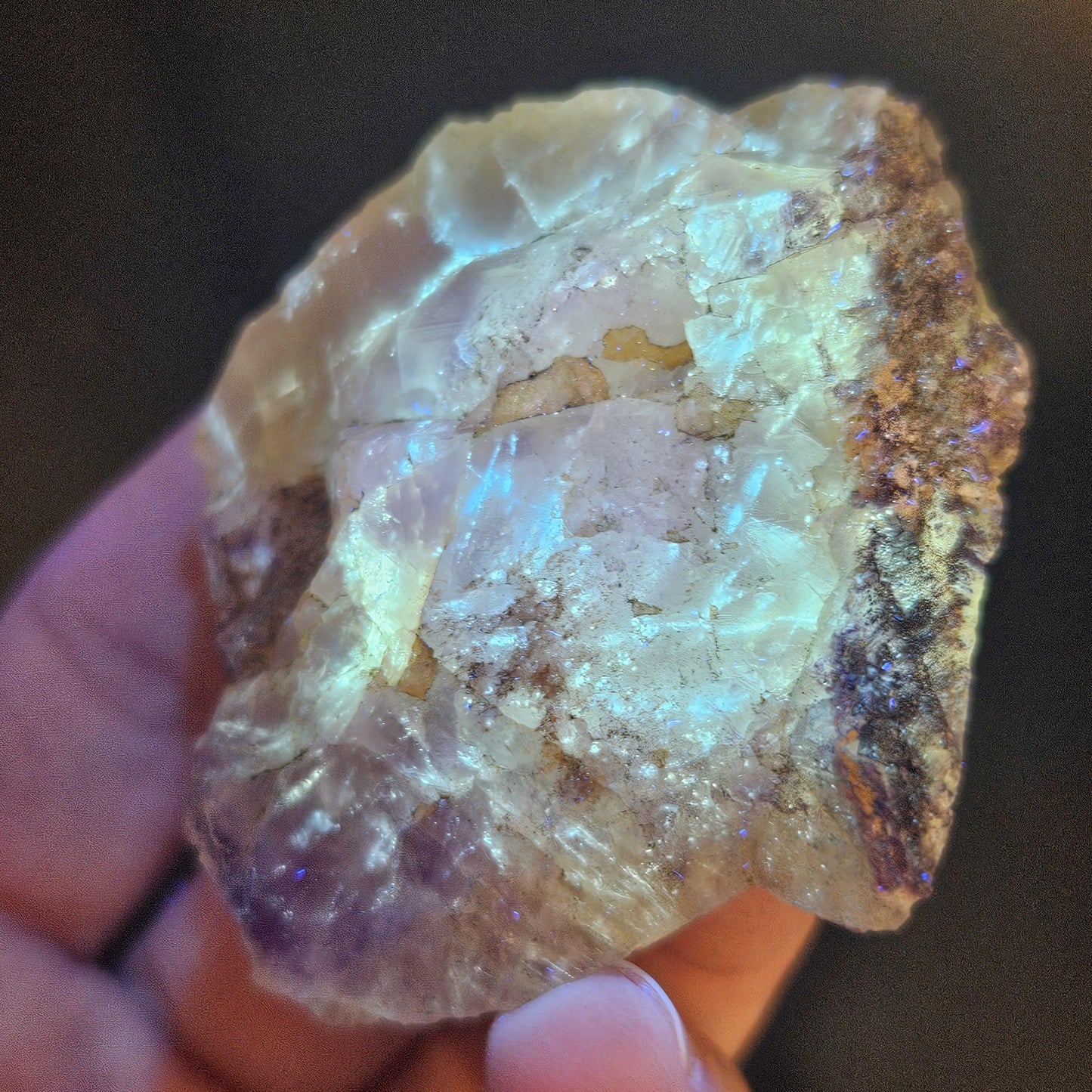 Illinois UV Reactive Fluorite