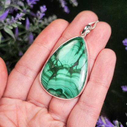 Malachite Pendant / Malachite Necklace / Malachite Jewelry / Malachite Crystal / Natural Malachite Necklace / Polished Malachite / Malachite