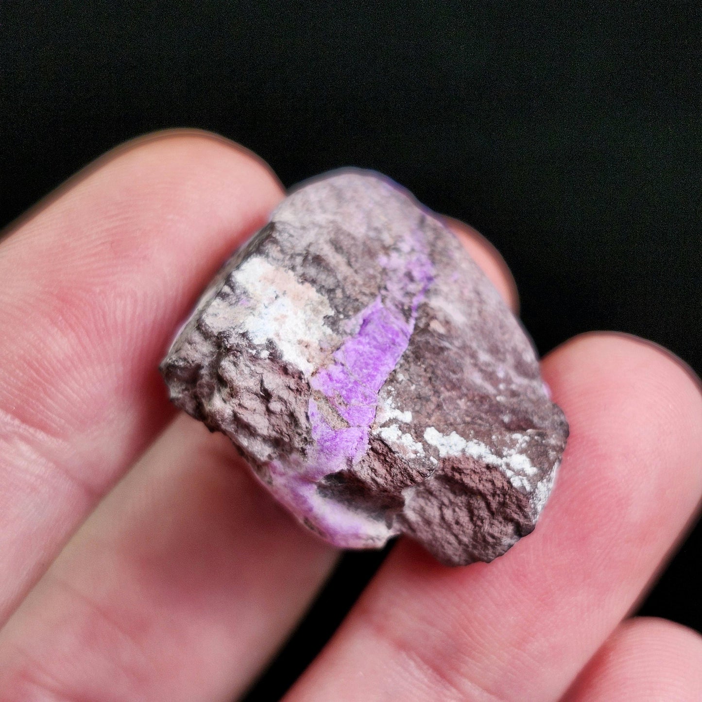 Raw Fibrous Sugilite Specimen 8.11g, Sugilite Crystal from South Africa