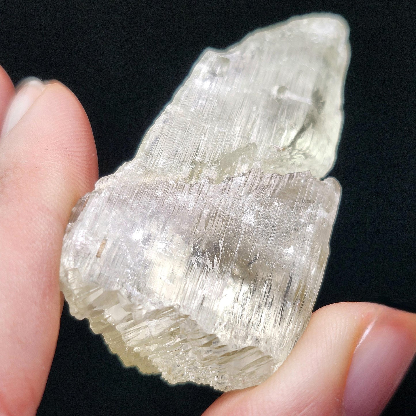 Golden Kunzite Terminated Crystal 24g