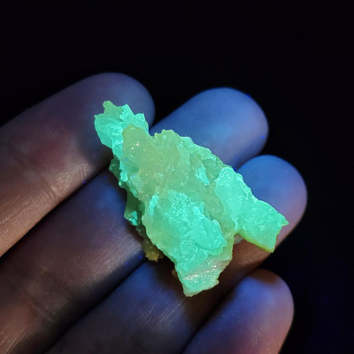 Zincite Crystal Specimen 23.06g, UV Reactive Bicolored Zincite