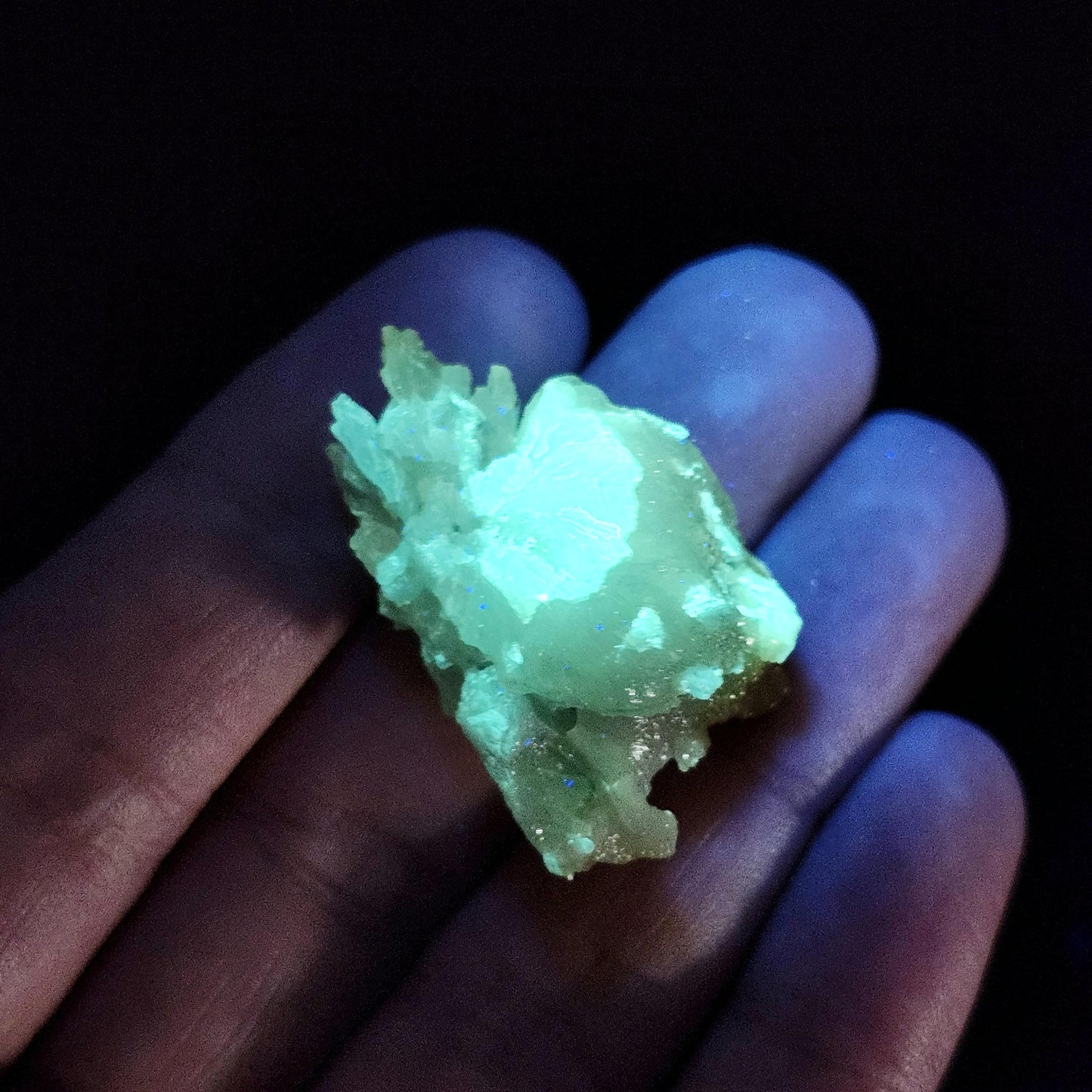 Zincite Crystal Specimen 23.06g, UV Reactive Bicolored Zincite