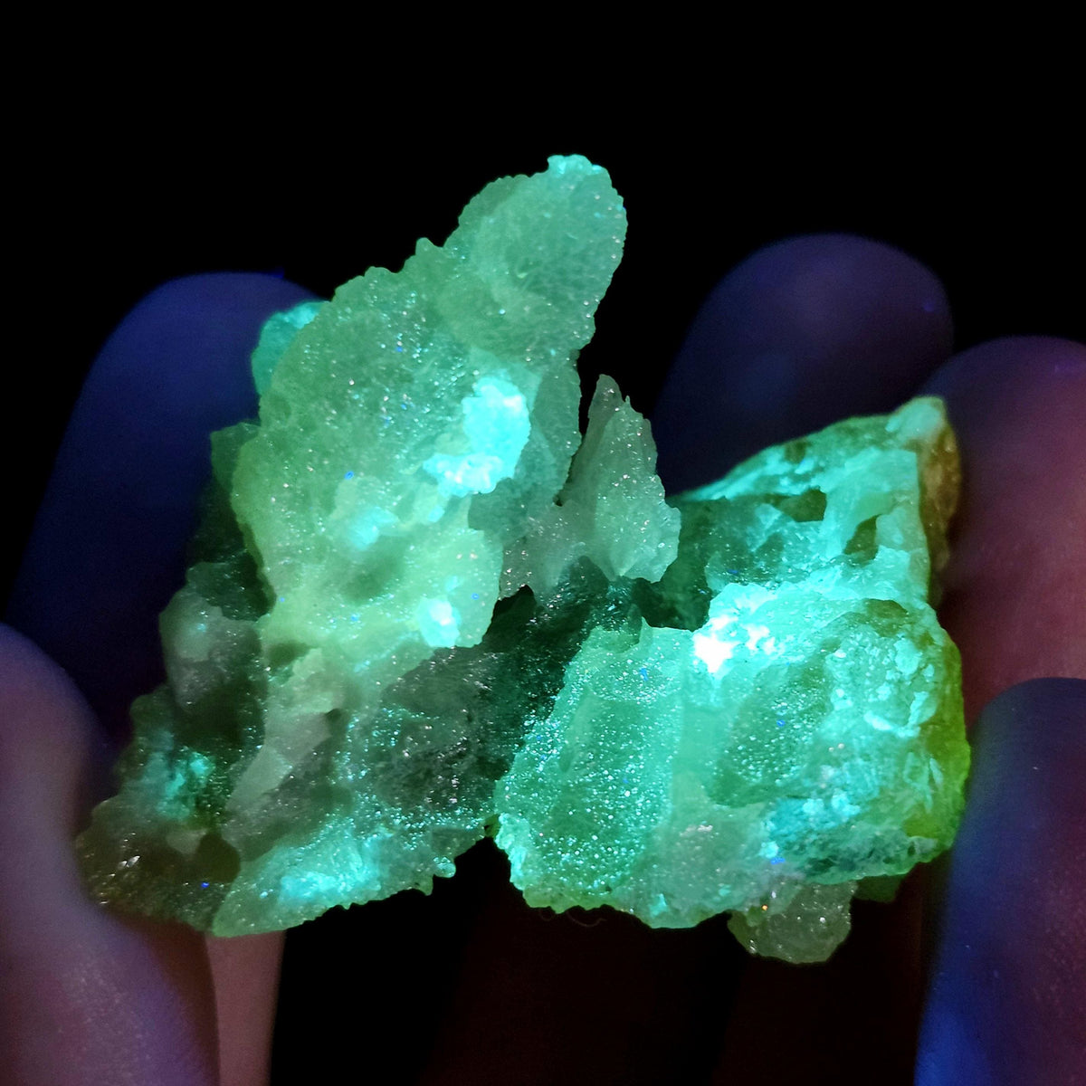 Bi Color Zincite Crystal 48.89g, UV Reactive Zincite Specimen