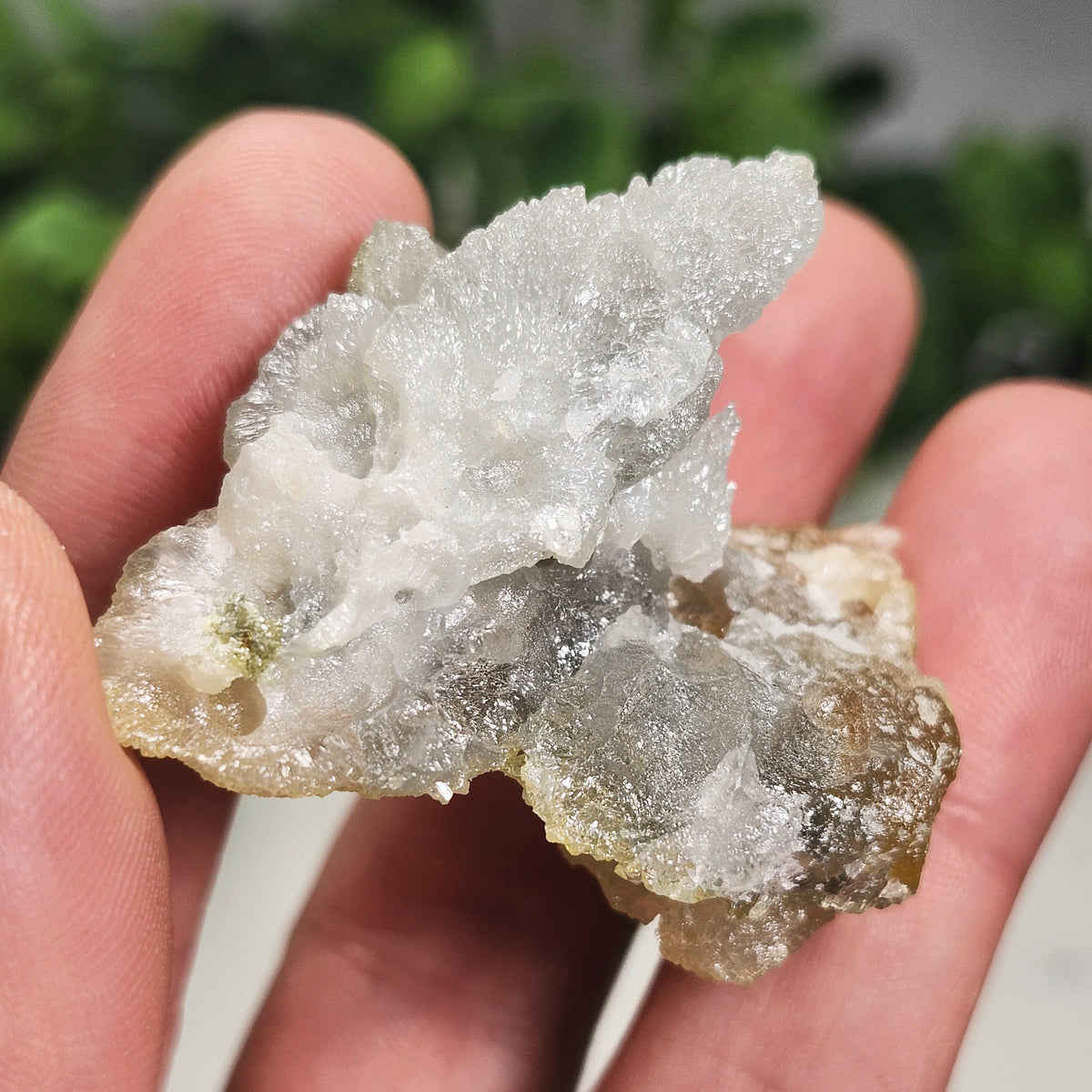 Bi Color Zincite Crystal 48.89g, UV Reactive Zincite Specimen