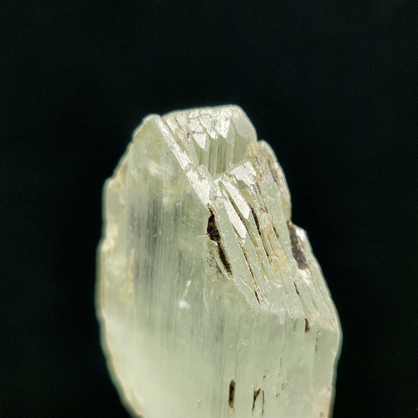 Hiddenite Crystal