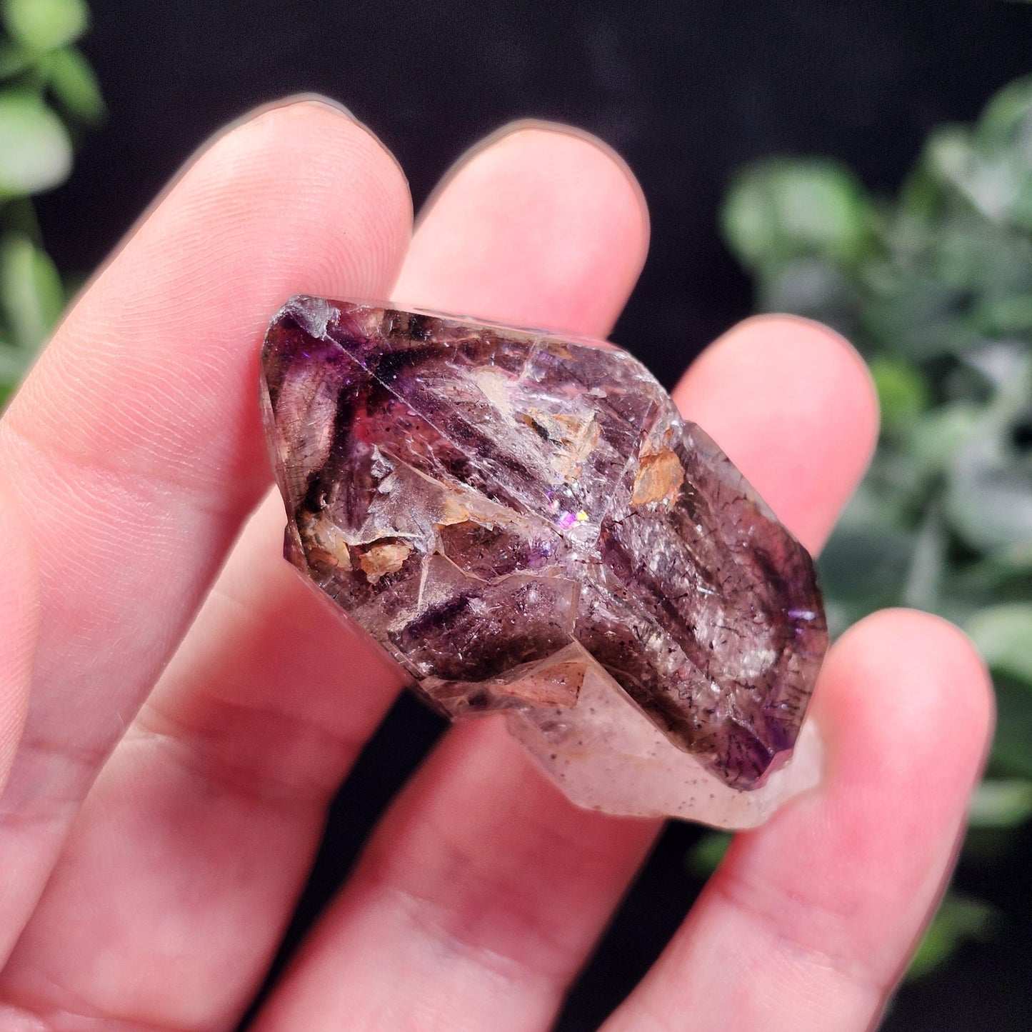 Enhydro Amethyst Scepter 29.47g, Moving Shangaan Quartz Crystal with Water Bubble from Zimbabwe
