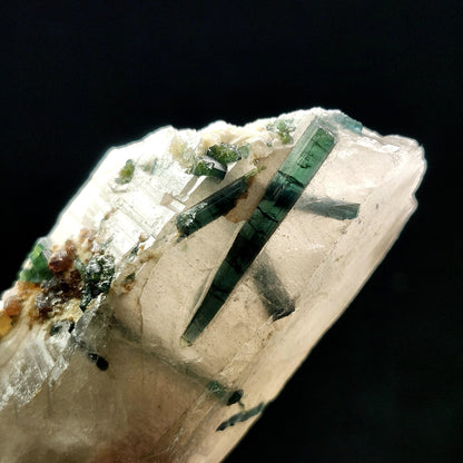 Green Tourmaline in Quartz 137g