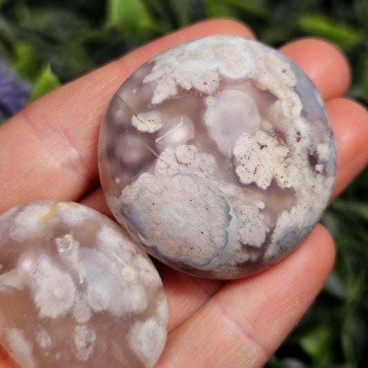Flower Agate Palm Stone