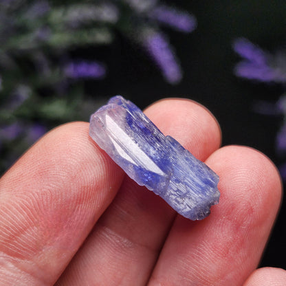 TWINNED Tanzanite Crystal 2.6g Parallel Growth
