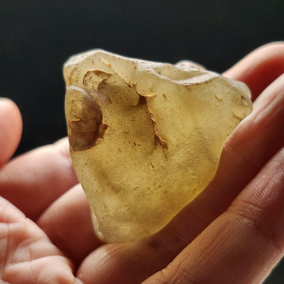 DARK Libyan Desert Glass 28g