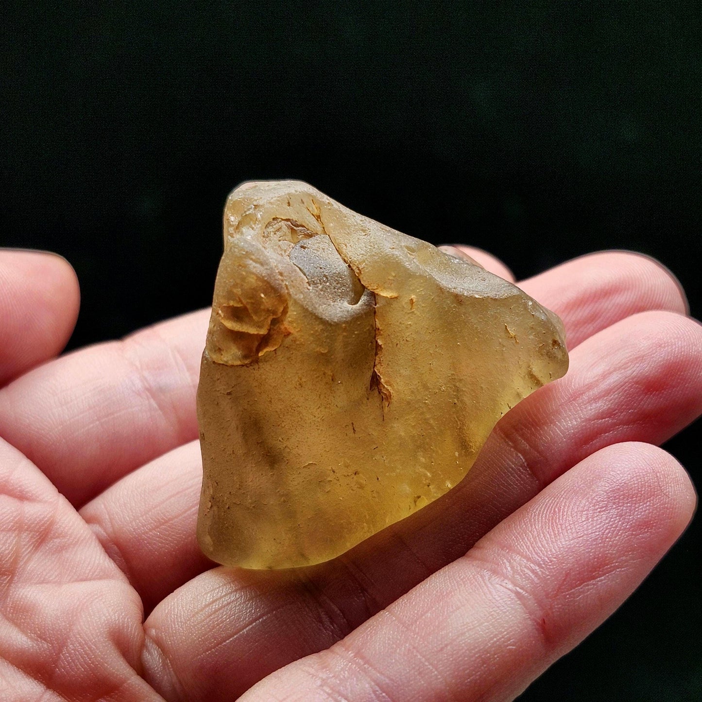 DARK Libyan Desert Glass 28g