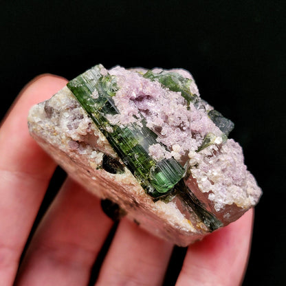 Tourmaline in Quartz 67g
