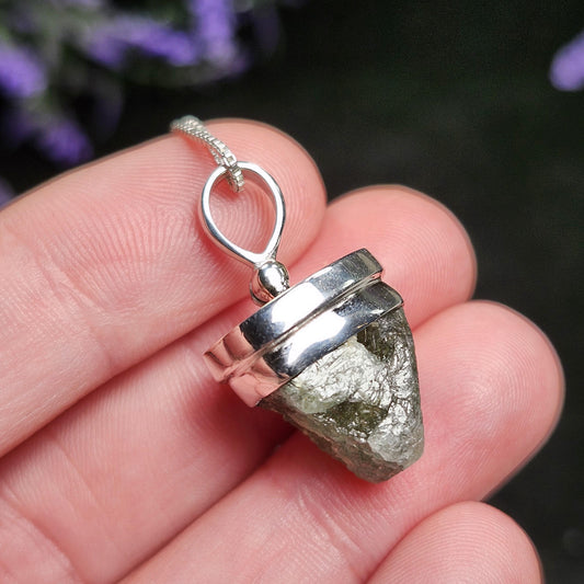 Grandidierite Pendant