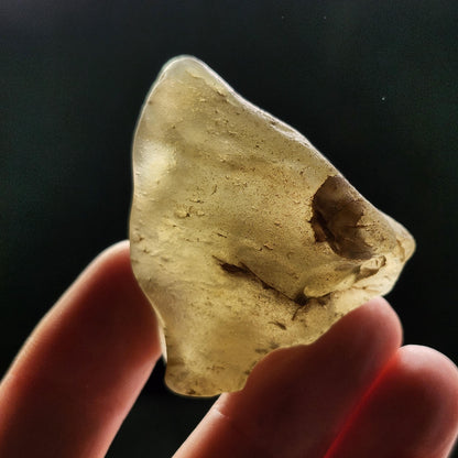 DARK Libyan Desert Glass 28g