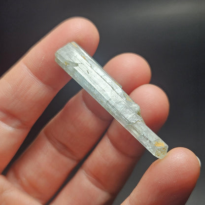 Raw Aquamarine Crystal (4.36 grams): Nigerian Blue Aquamarine Stone, Natural Crystal