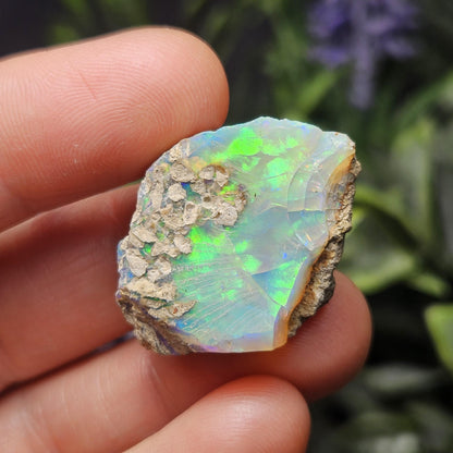 Raw Rainbow Opal Stone: 6.69g