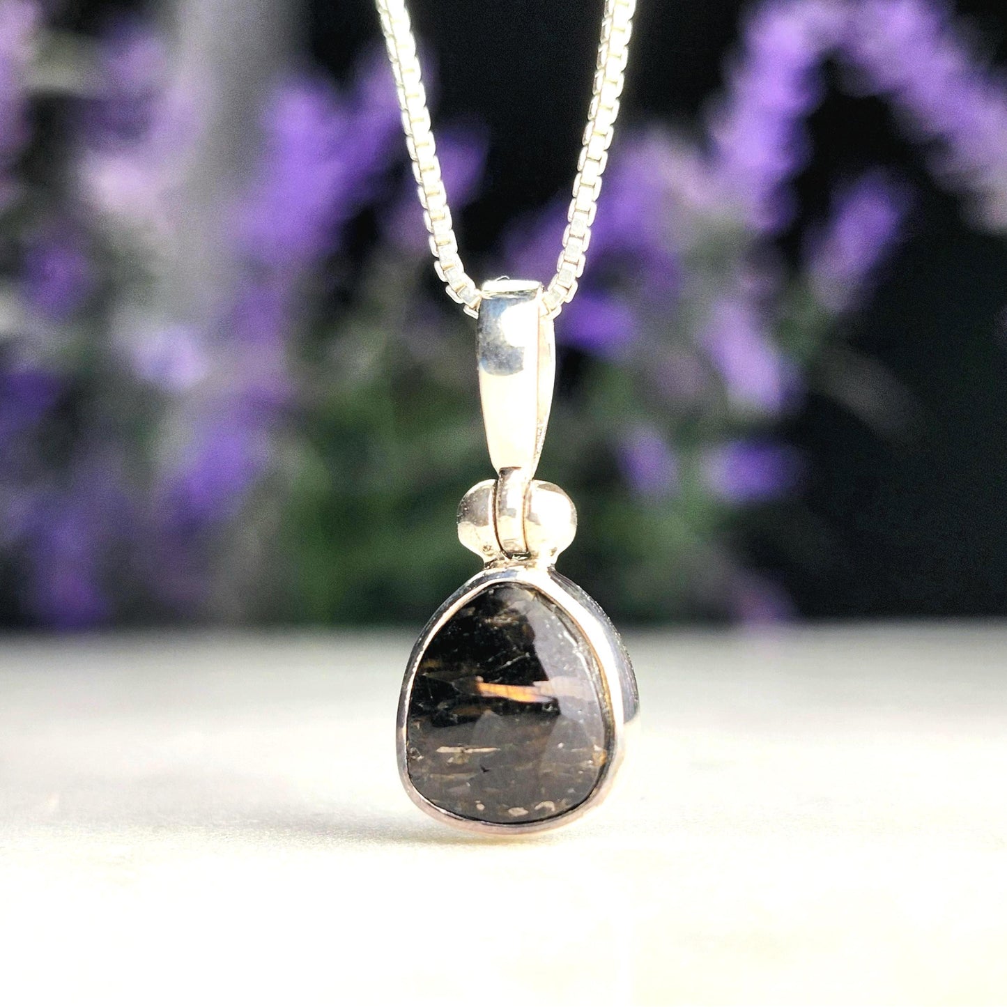 GREENLAND Nuummite Pendant