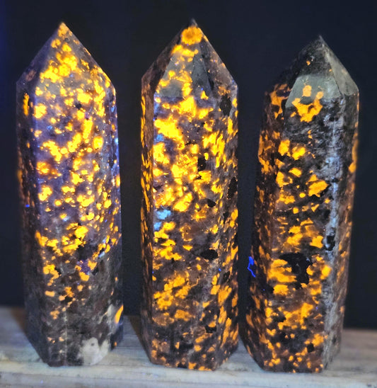 Yooper Light Crystal Tower (3.25"+)