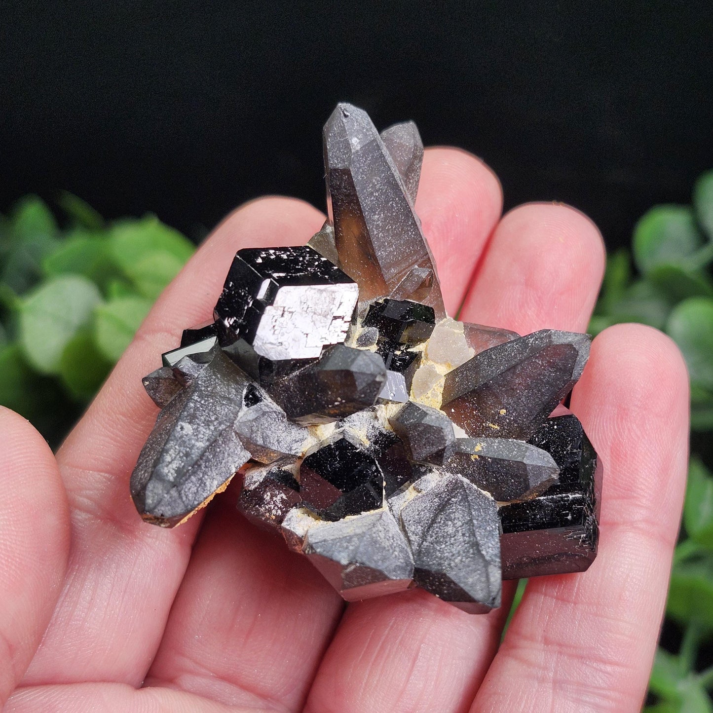 Black Tourmaline & Smoky Quartz 62g