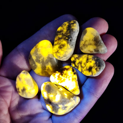 Scapolite Crystal, UV Reactive Stone