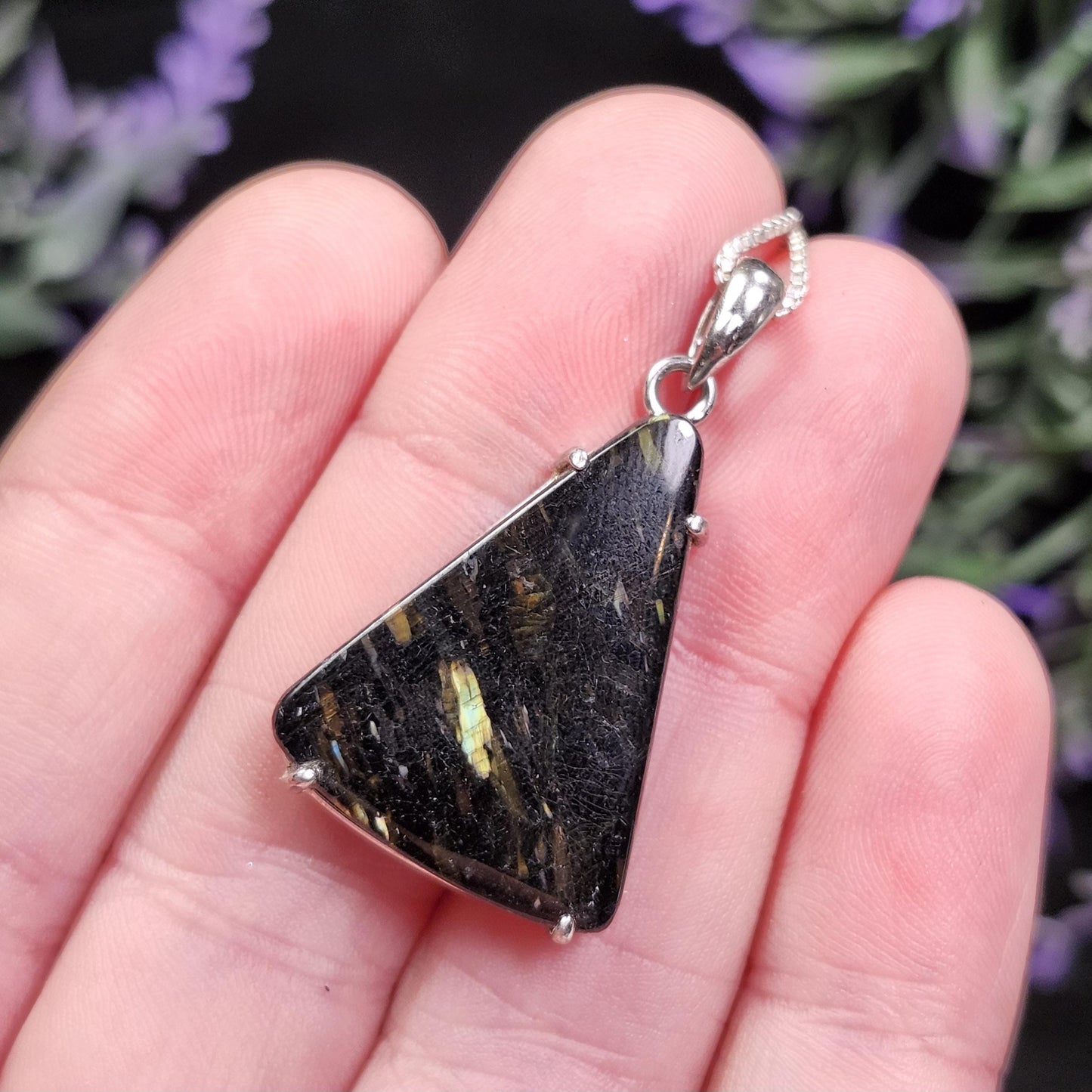 GREENLAND Nuummite Pendant