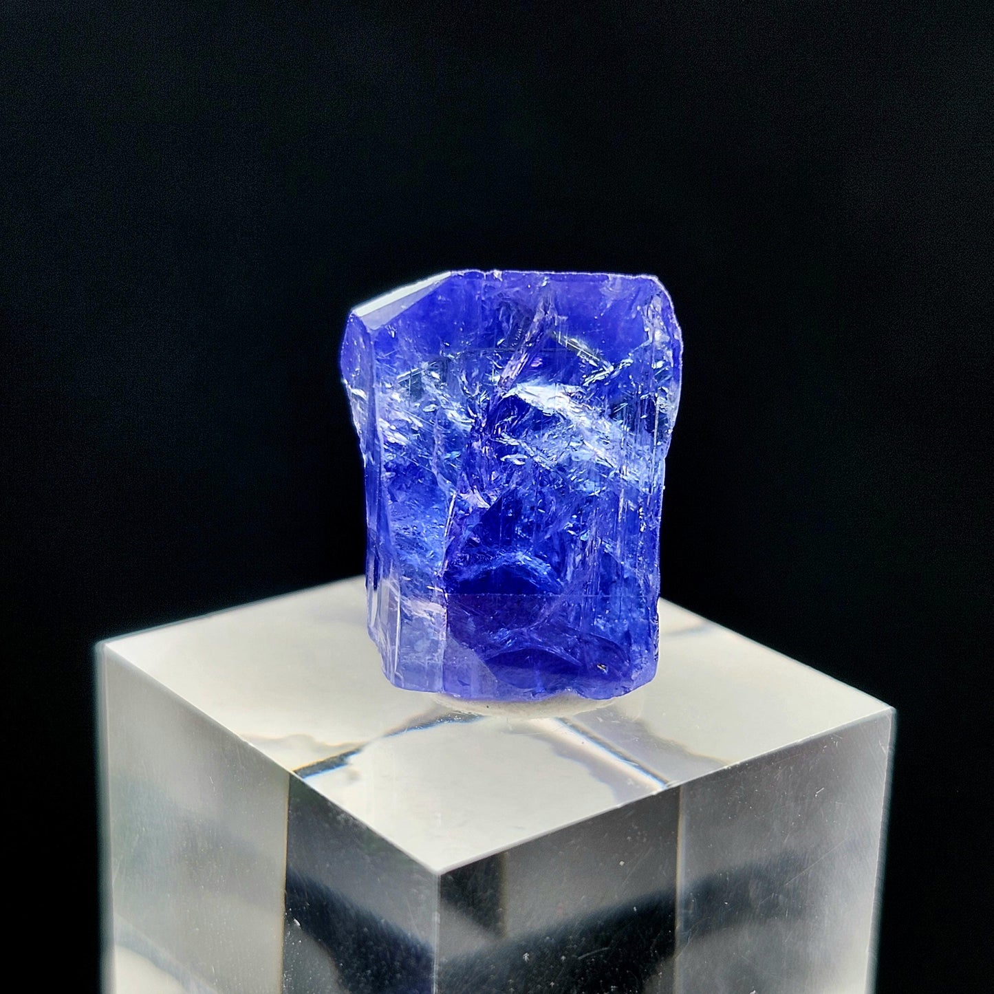 Blue Tanzanite Crystal 4.4g