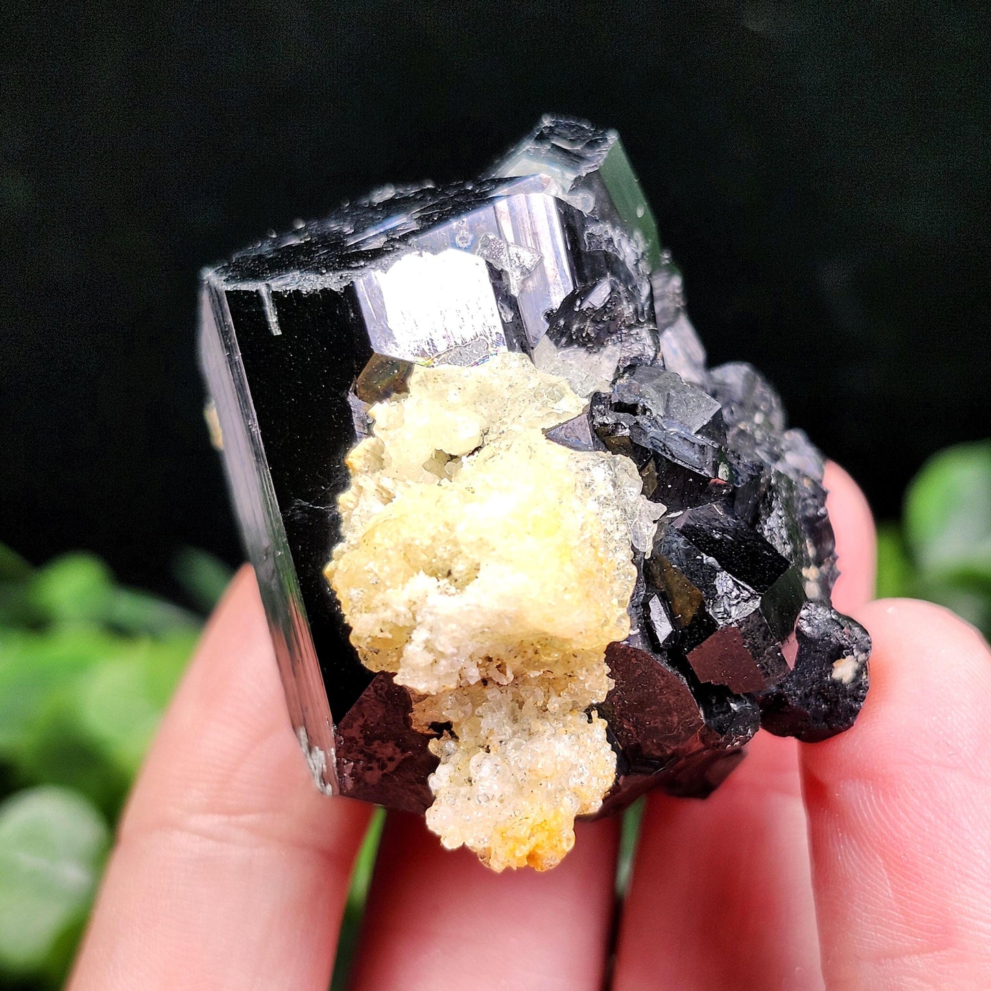 Hyalite Opal & Black Tourmaline 82g