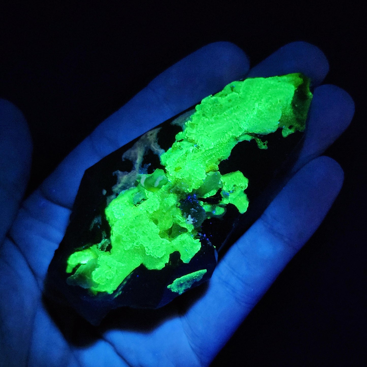 Hyalite Opal Smoky Quartz 120g