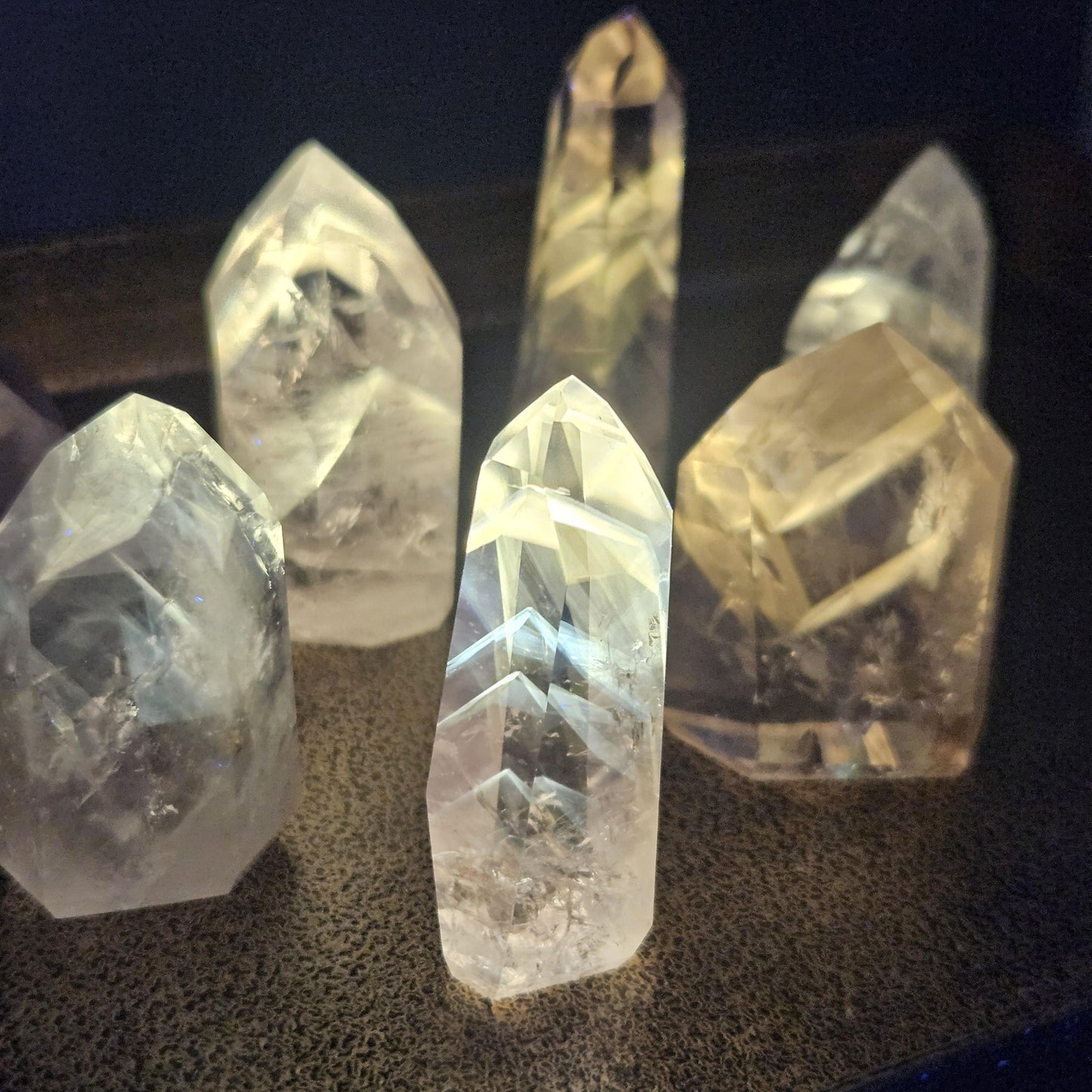 UV Phantom Amethyst Tower