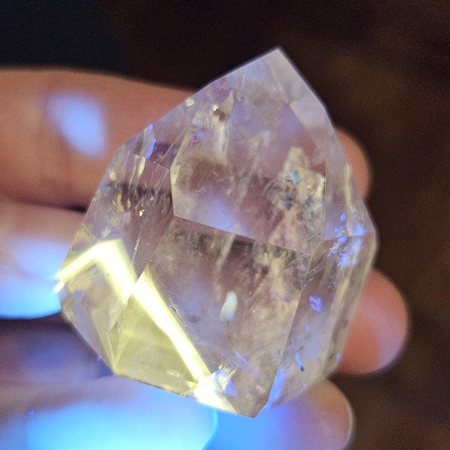 UV Phantom Amethyst Tower