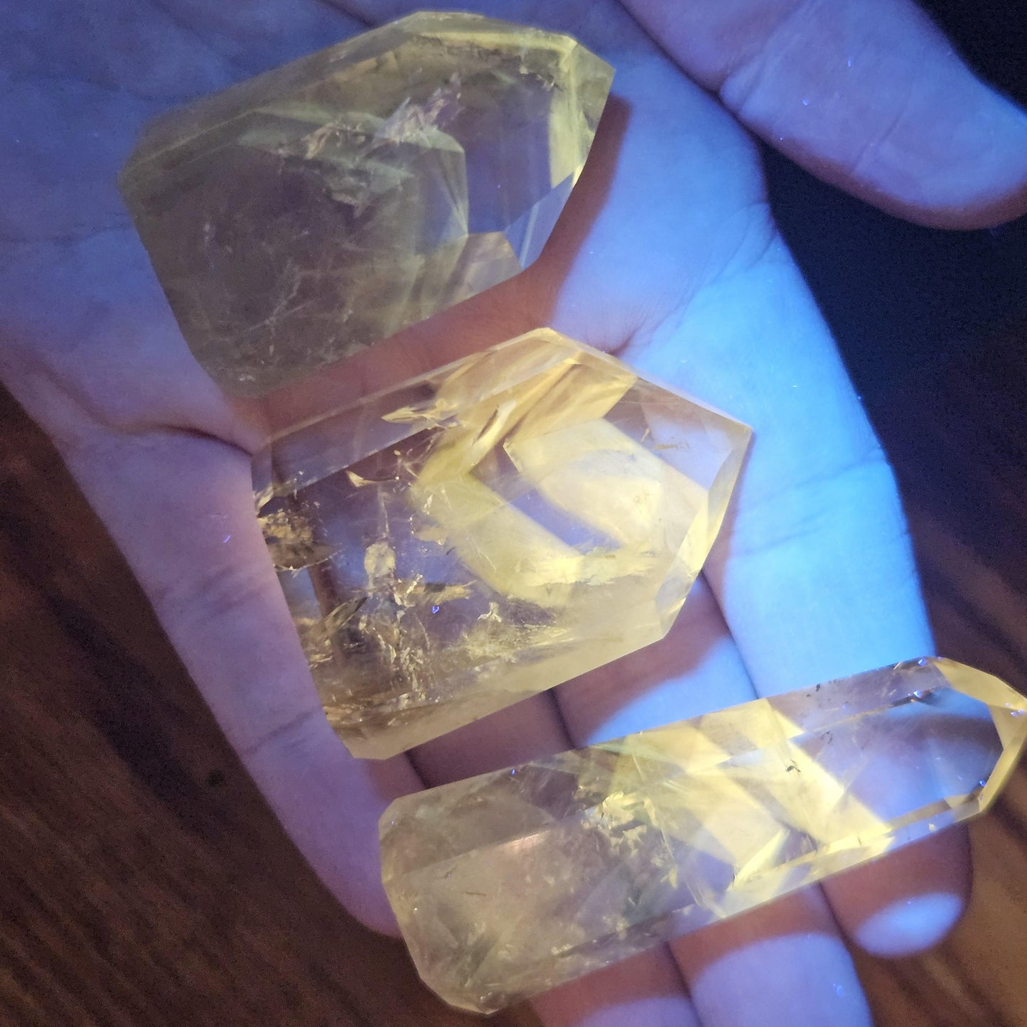 UV Phantom Amethyst Tower