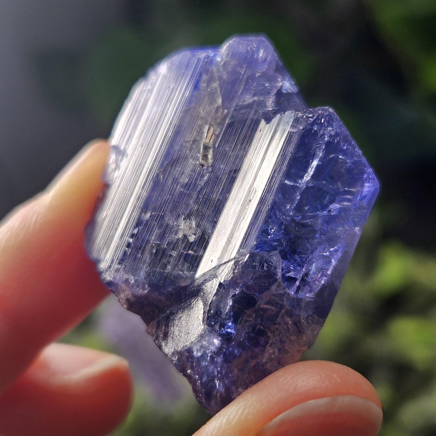 HUGE Tanzanite Crystal with Rainbows 30.46g