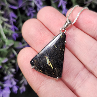 GREENLAND Nuummite Pendant