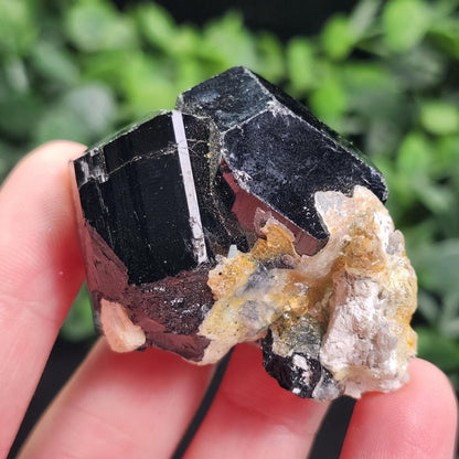 Hyalite Opal & Black Tourmaline 60g