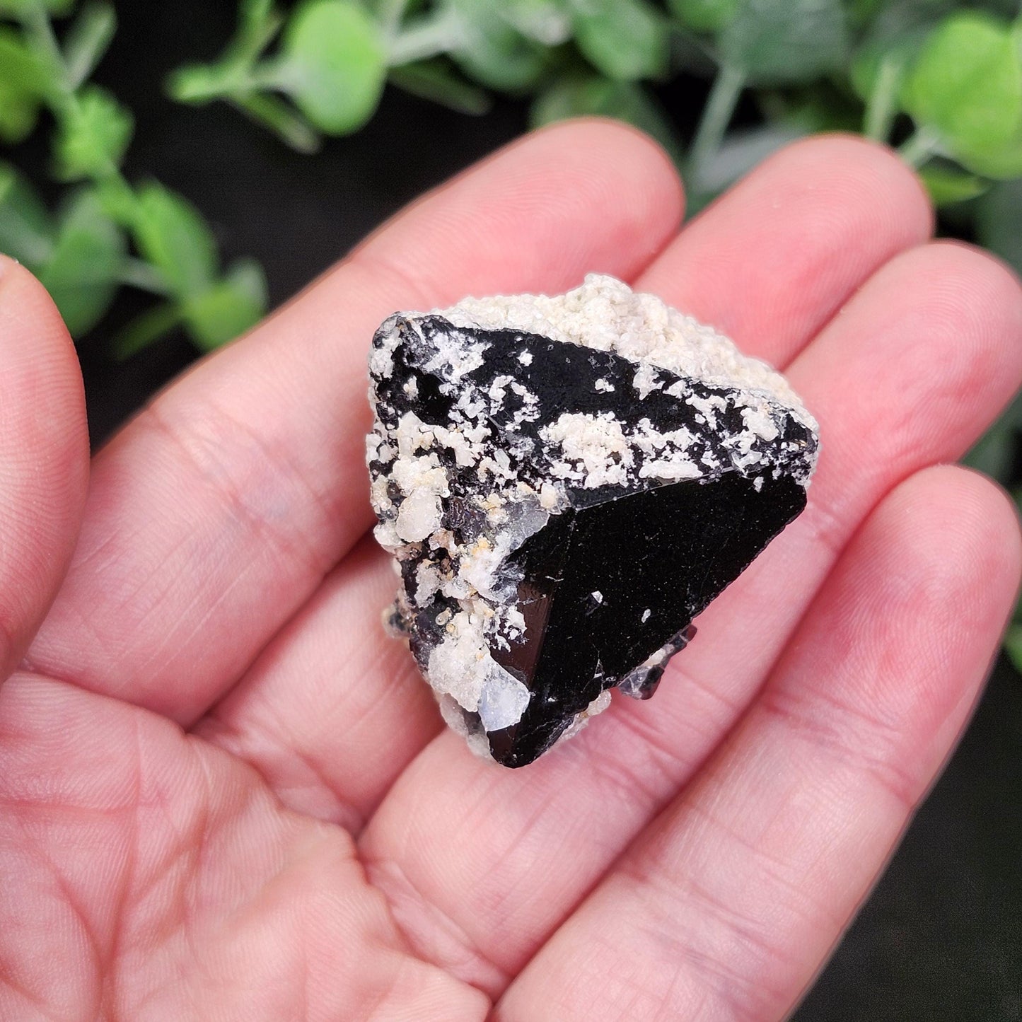 Hyalite Opal & Black Tourmaline 45g