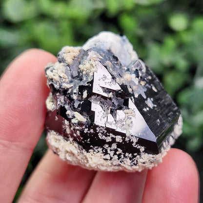 Hyalite Opal & Black Tourmaline 45g