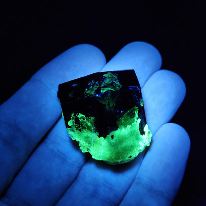 Hyalite Opal & Black Tourmaline