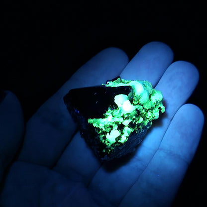 Hyalite Opal & Black Tourmaline 45g
