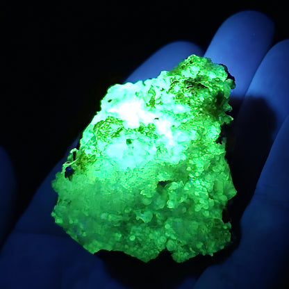 Hyalite Opal & Black Tourmaline 87g