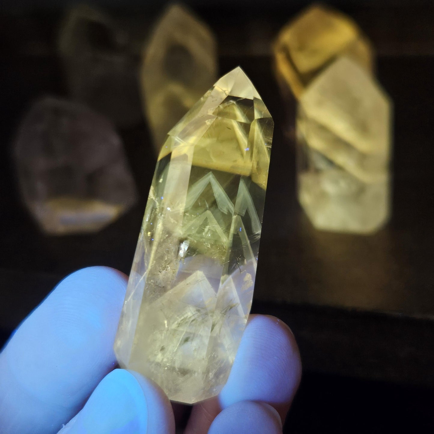 UV Phantom Amethyst Tower