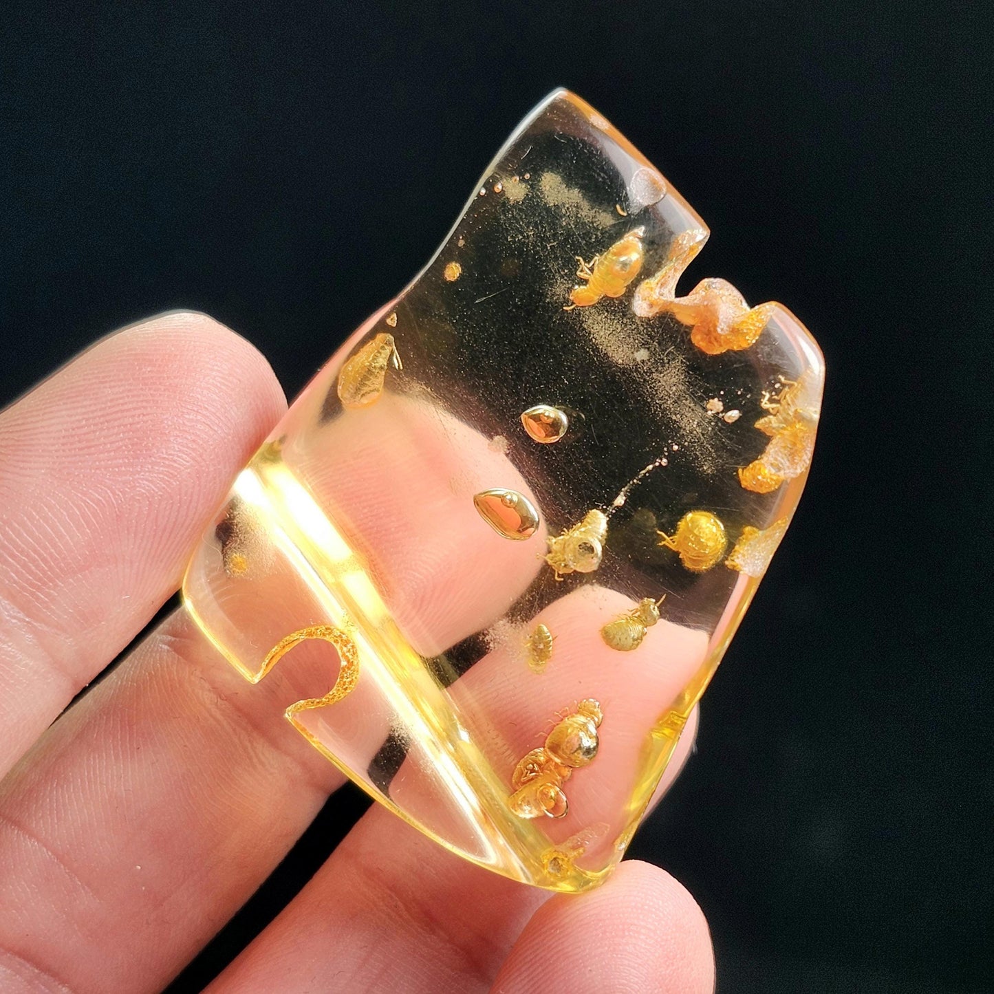 MOVING Enhydro AMBER with Bugs 8g