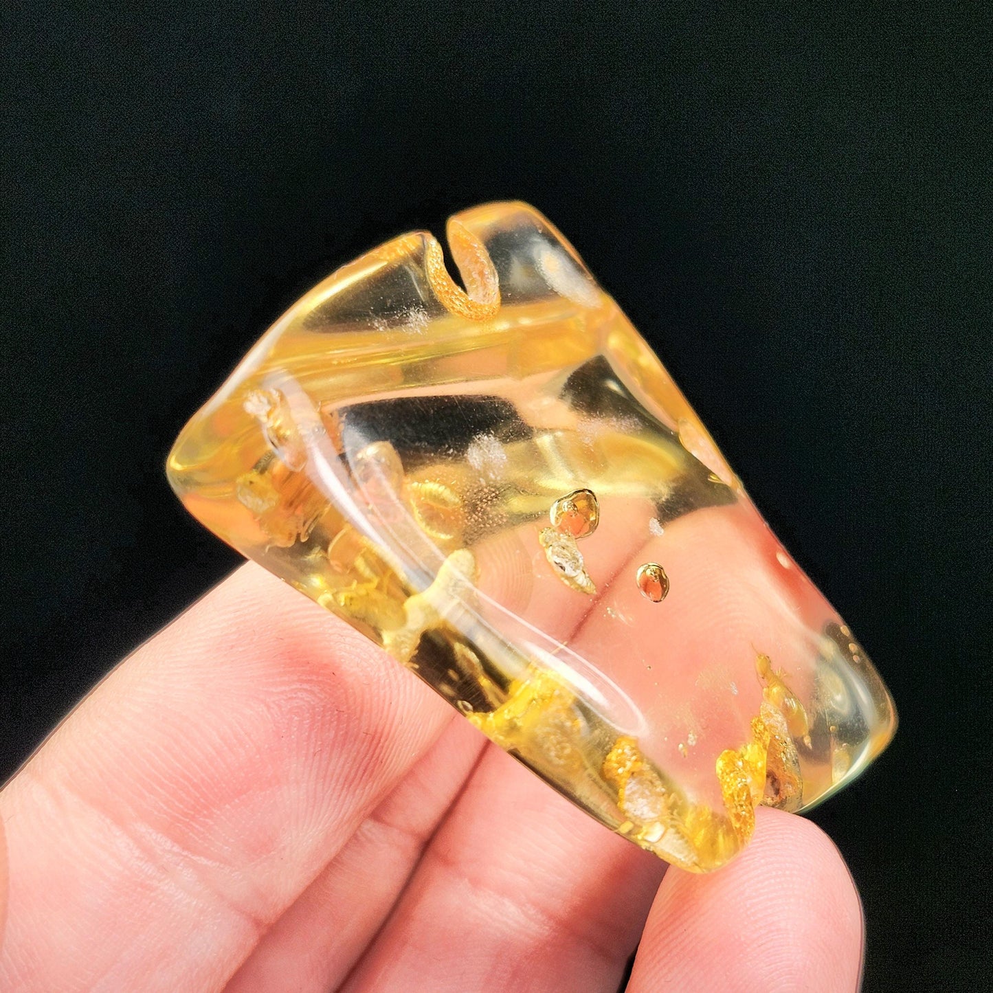 MOVING Enhydro AMBER with Bugs 8g