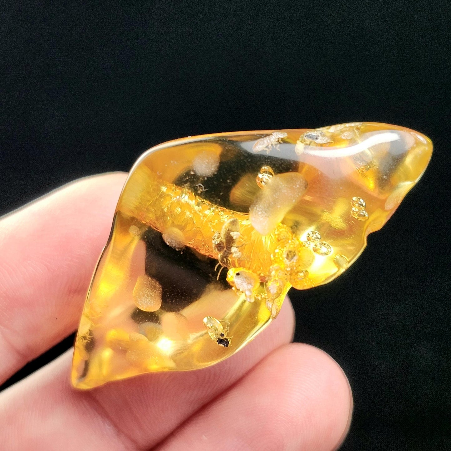 Enhydro AMBER with Bugs 8.8g