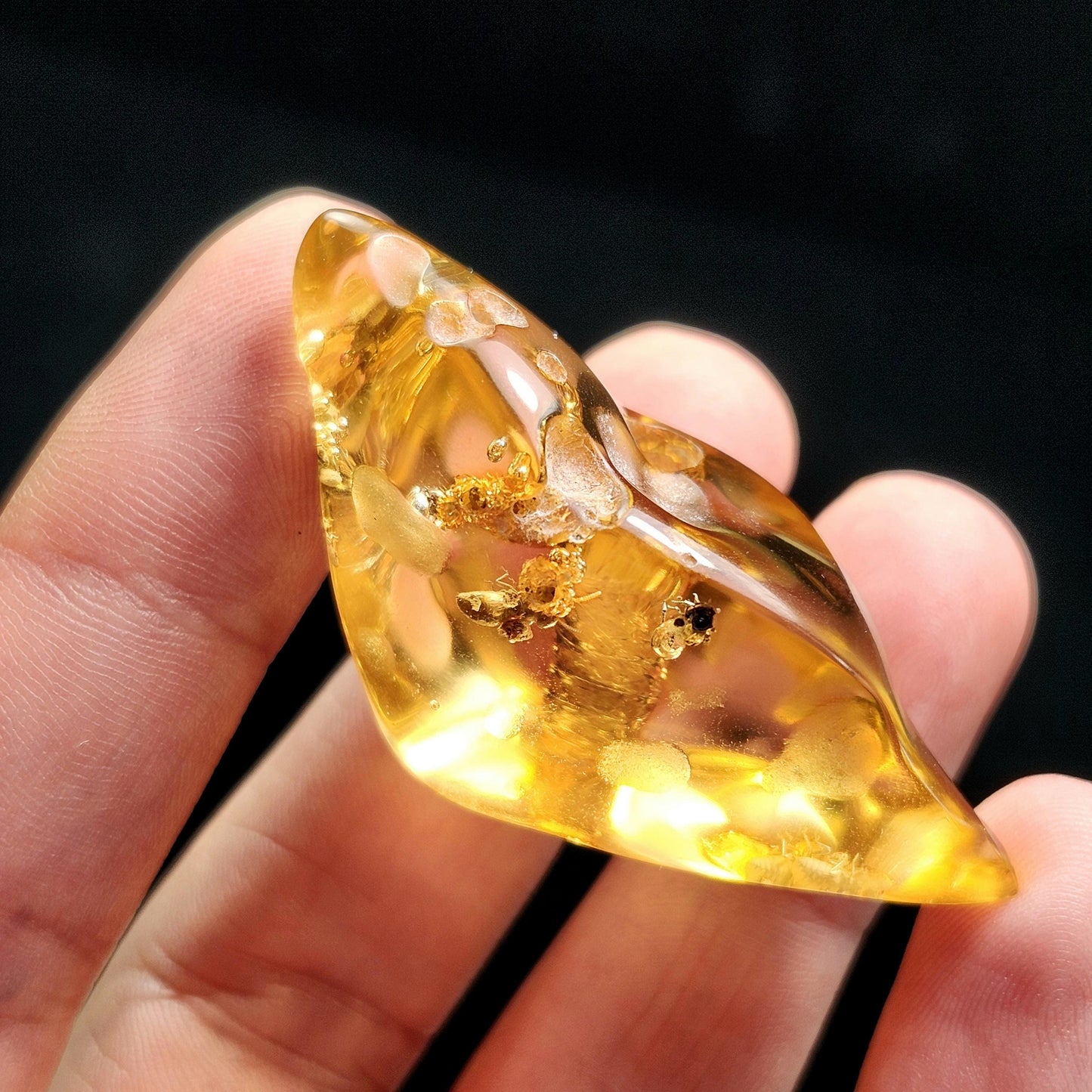Enhydro AMBER with Bugs 8.8g
