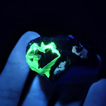 Hyalite Opal & Black Tourmaline 97g