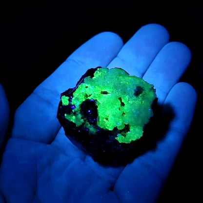 Hyalite Opal & Black Tourmaline 68g