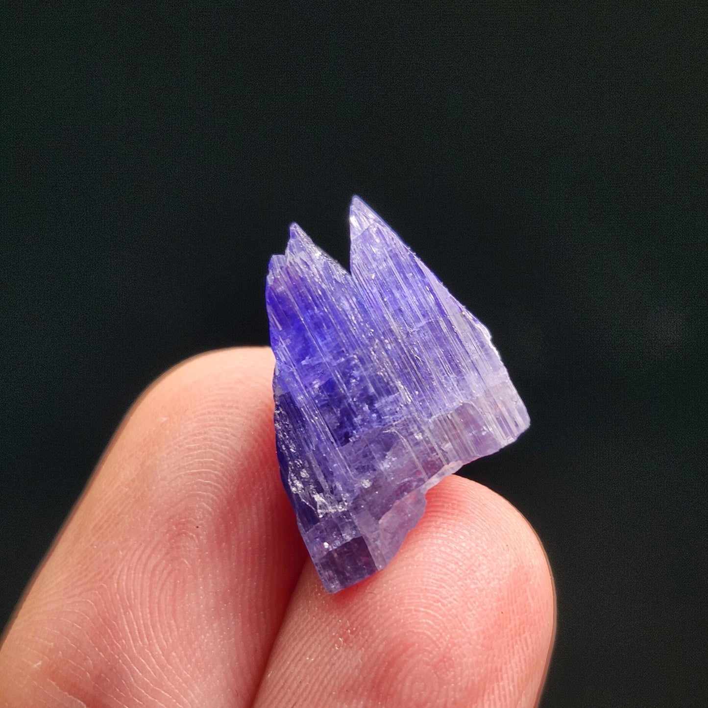 Blue Tanzanite Crystal 3g