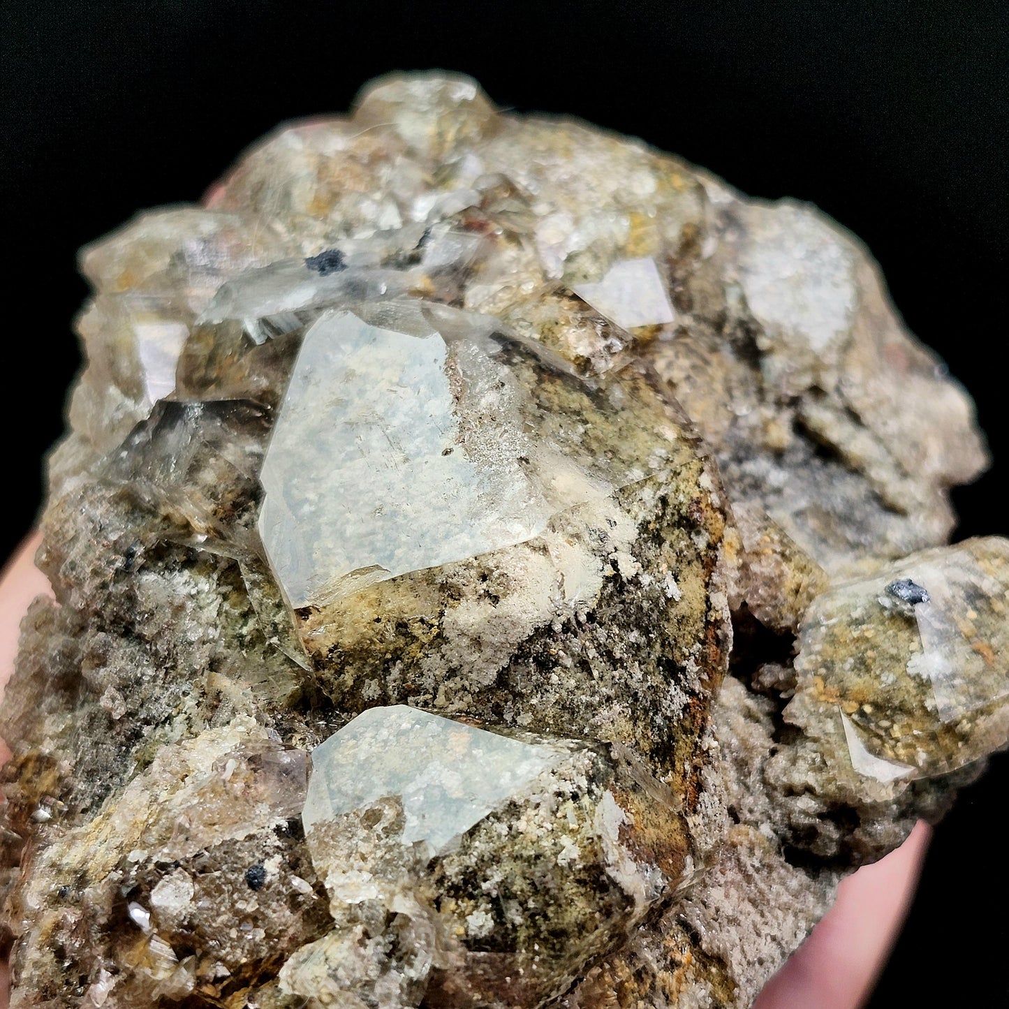 Garden Quartz Crystal 309g, Scenic Lodolite Quartz