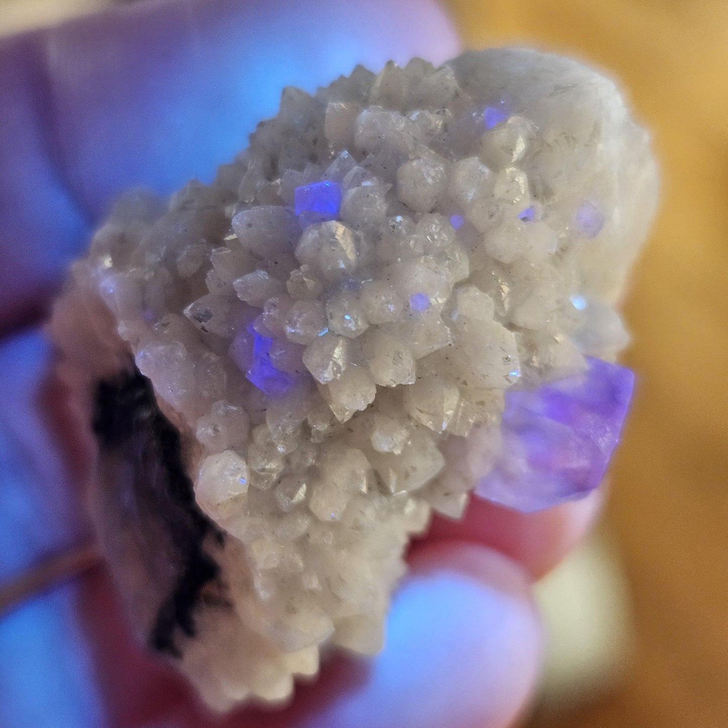 Cubic Phantom Fluorite on Quartz from Huanggangliang Mine in Inner Mongolia